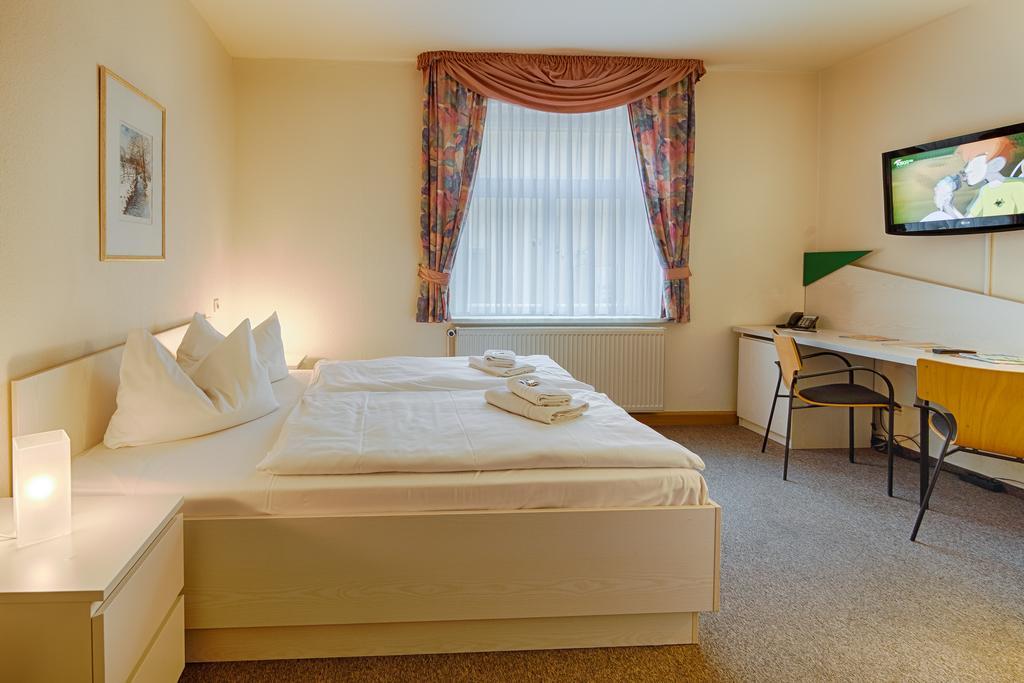 Hotel Am Galgenberg Гера Екстериор снимка