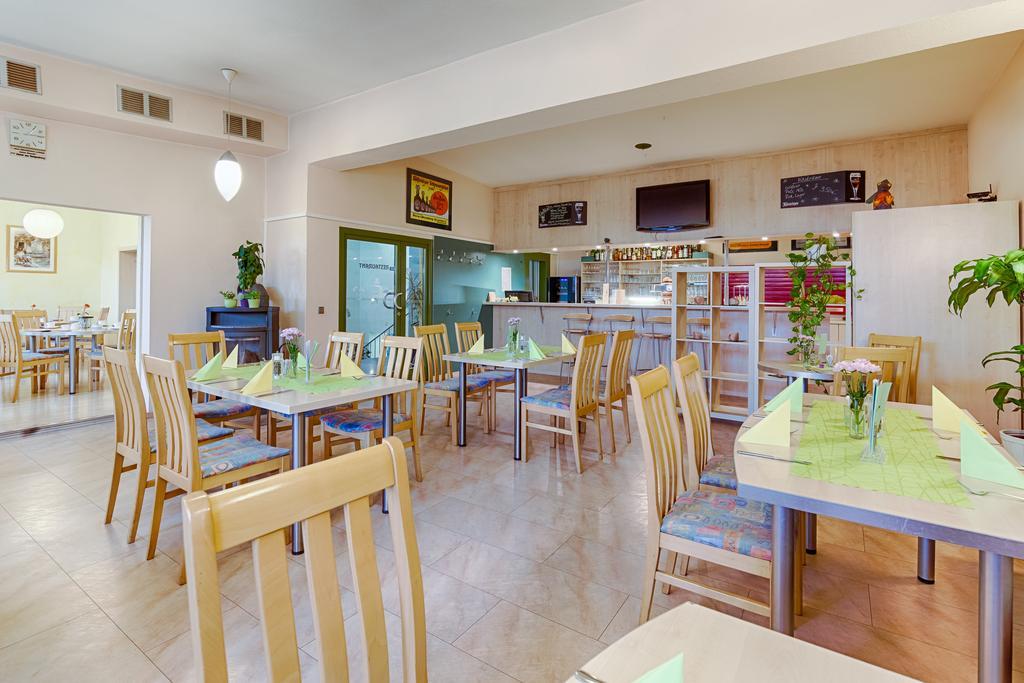 Hotel Am Galgenberg Гера Екстериор снимка